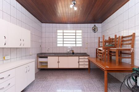 Casa à venda com 330m², 3 quartos e 7 vagasCozinha