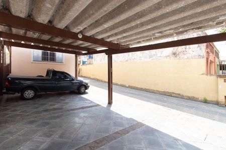 Casa à venda com 330m², 3 quartos e 7 vagasGaragem