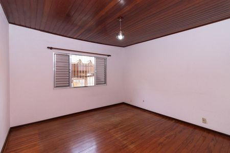 Casa à venda com 330m², 3 quartos e 7 vagasSuíte