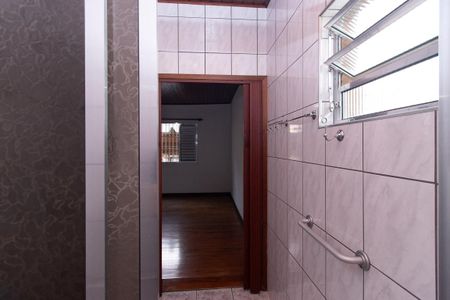 Casa à venda com 330m², 3 quartos e 7 vagasBanheiro da Suíte