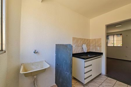 Apartamento para alugar com 44m², 2 quartos e sem vagaCozinha e Área de Serviço