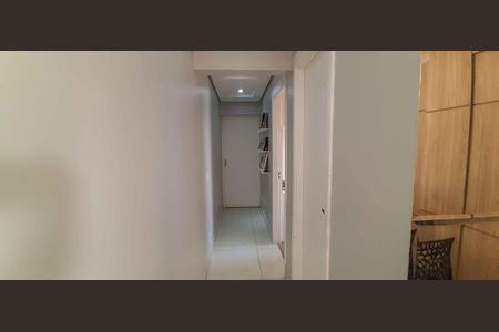 Apartamento à venda com 52m², 2 quartos e 1 vagaCorredor