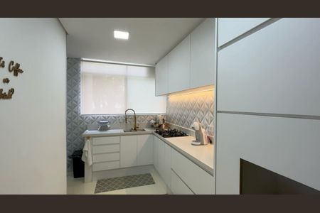 Apartamento à venda com 85m², 3 quartos e 1 vaga Apartamento à venda com 85m², 3 quartos e 1 vagaCozinha
