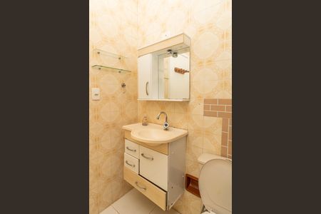 Casa à venda com 260m², 3 quartos e 3 vagasBanheiro Social