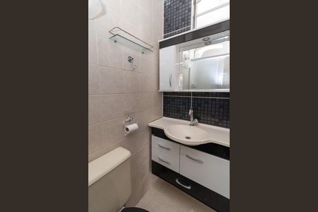 Casa à venda com 260m², 3 quartos e 3 vagasBanheiro da Suíte