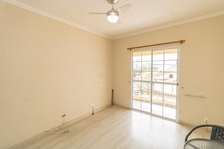Casa à venda com 260m², 3 quartos e 3 vagasSala