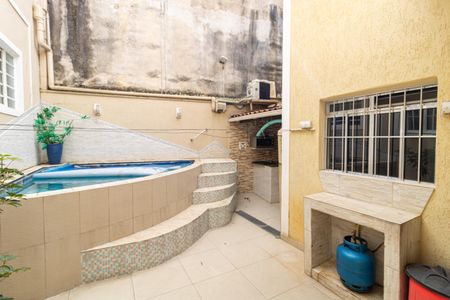 Casa à venda com 260m², 3 quartos e 3 vagasQuintal Gourmet