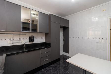 Casa à venda com 260m², 3 quartos e 3 vagasCozinha