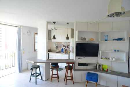 Sala de apartamento à venda com 2 quartos, 70m² em Barra da Tijuca, Rio de Janeiro