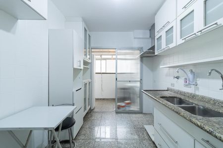 Apartamento para alugar com 98m², 2 quartos e 1 vagaCozinha
