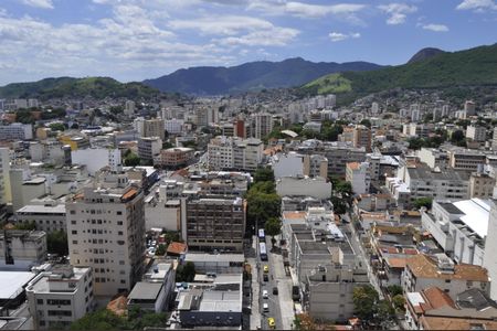 Apartamento para alugar com 78m², 3 quartos e 1 vagaVista