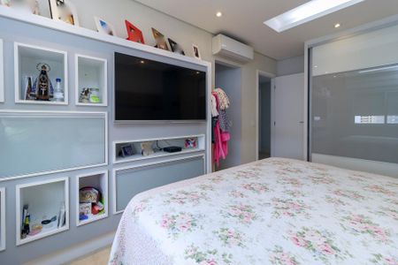 Apartamento à venda com 142m², 3 quartos e 3 vagasSuíte 2