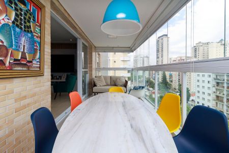 Apartamento à venda com 142m², 3 quartos e 3 vagasSala - Varanda