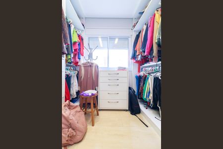 Apartamento à venda com 142m², 3 quartos e 3 vagasSuíte 2 - Closet