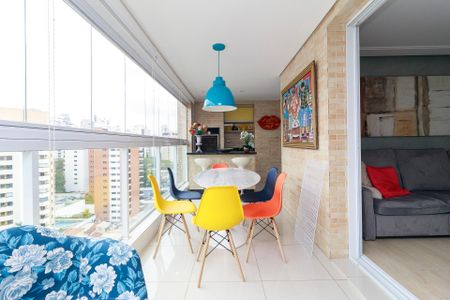 Apartamento à venda com 142m², 3 quartos e 3 vagasSala - Varanda