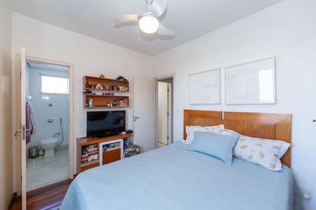 Apartamento à venda com 106m², 3 quartos e 2 vagas Apartamento à venda com 106m², 3 quartos e 2 vagasSuíte