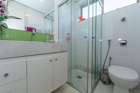 Apartamento à venda com 106m², 3 quartos e 2 vagas Apartamento à venda com 106m², 3 quartos e 2 vagasBanheiro