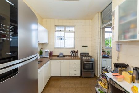 Apartamento à venda com 106m², 3 quartos e 2 vagas Apartamento à venda com 106m², 3 quartos e 2 vagasCozinha