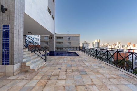 Apartamento à venda com 106m², 3 quartos e 2 vagas Apartamento à venda com 106m², 3 quartos e 2 vagasPiscina