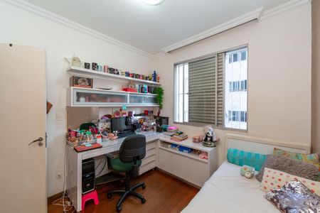 Apartamento à venda com 106m², 3 quartos e 2 vagas Apartamento à venda com 106m², 3 quartos e 2 vagasQuarto 1