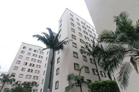 Apartamento à venda com 65m², 3 quartos e 1 vagaFachada