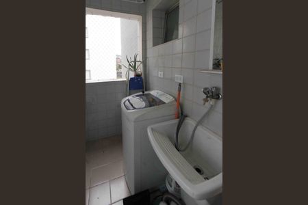 Apartamento à venda com 65m², 3 quartos e 1 vagaÁrea de Serviço