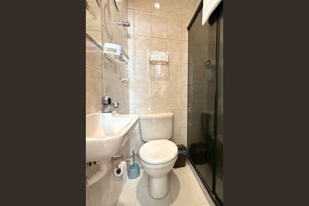 Apartamento à venda com 185m², 4 quartos e 1 vagaBanheiro de Serviço