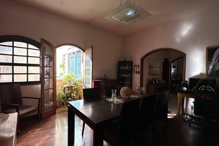 Apartamento à venda com 185m², 4 quartos e 1 vagaSala