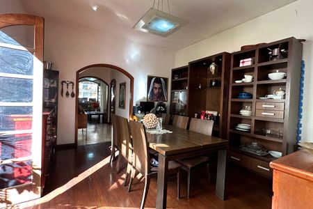 Apartamento à venda com 185m², 4 quartos e 1 vagaSala