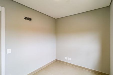 Apartamento à venda com 55m², 2 quartos e 1 vagaQuarto 02