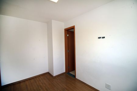 Suíte de apartamento para alugar com 2 quartos, 50m² em Colégio, Rio de Janeiro