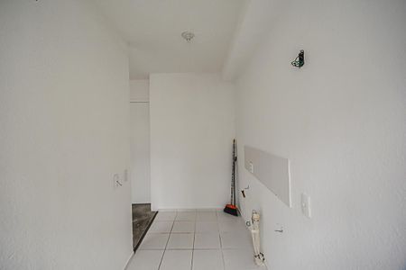 Apartamento à venda com 43m², 1 quarto e sem vaga Apartamento à venda com 43m², 1 quarto e sem vagaCozinha e Área de Serviço
