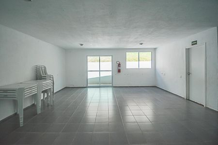 Apartamento à venda com 43m², 1 quarto e sem vaga Apartamento à venda com 43m², 1 quarto e sem vagaÁrea comum - Salão de festas