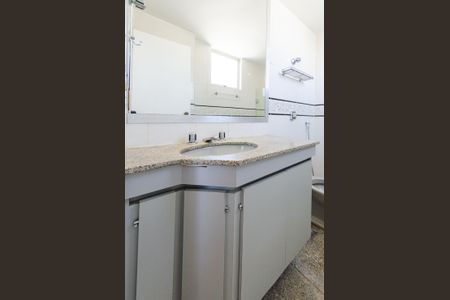 Apartamento para alugar com 130m², 4 quartos e 2 vagasBanheiro suíte