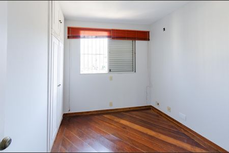 Apartamento para alugar com 130m², 4 quartos e 2 vagasQuarto 3