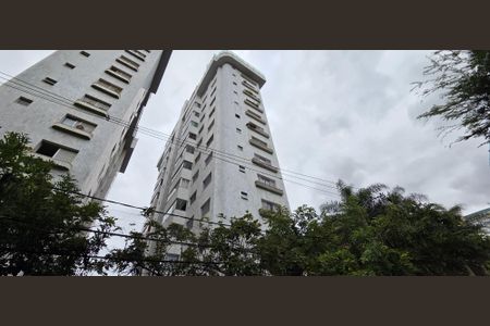 Apartamento para alugar com 130m², 4 quartos e 2 vagasFachada