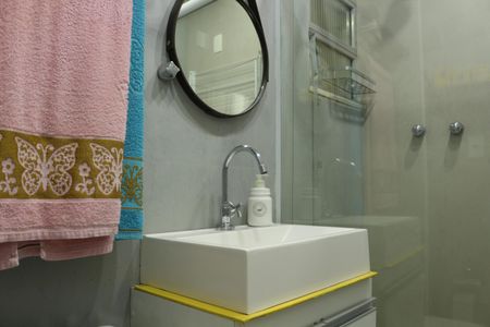 Apartamento à venda com 28m², 1 quarto e sem vagaBanheiro