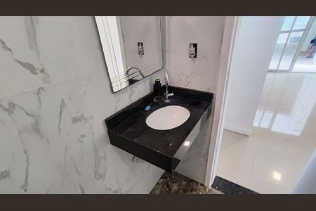 Casa para alugar com 85m², 3 quartos e 2 vagas Casa para alugar com 85m², 3 quartos e 2 vagasBanheiro Social