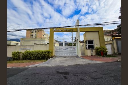 Apartamento à venda com 46m², 2 quartos e 1 vaga Apartamento à venda com 46m², 2 quartos e 1 vagaFachada