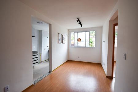 Sala de apartamento à venda com 2 quartos, 46m² em Encantado, Rio de Janeiro