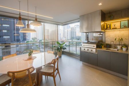 Varanda Gourmet de apartamento à venda com 3 quartos, 197m² em Jardim das Acacias, São Paulo
