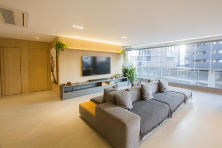 Sala de apartamento à venda com 3 quartos, 197m² em Jardim das Acacias, São Paulo