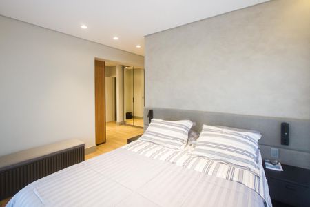 Apartamento à venda com 197m², 3 quartos e 3 vagasSuíte 3