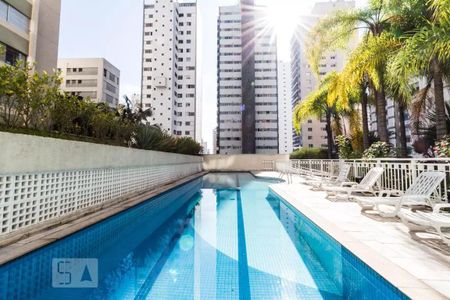 Apartamento à venda com 30m², 1 quarto e 1 vaga Apartamento à venda com 30m², 1 quarto e 1 vagaPiscina