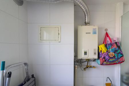 Apartamento à venda com 65m², 2 quartos e 1 vagaÁrea de Serviço