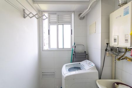 Apartamento à venda com 65m², 2 quartos e 1 vagaÁrea de Serviço