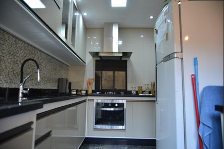 Apartamento à venda com 69m², 2 quartos e 1 vagaCozinha