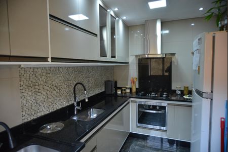 Apartamento à venda com 69m², 2 quartos e 1 vagaCozinha