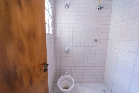 Casa para alugar com 45m², 1 quarto e sem vaga Casa para alugar com 45m², 1 quarto e sem vagaBanheiro