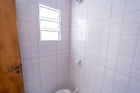 Casa para alugar com 45m², 1 quarto e sem vaga Casa para alugar com 45m², 1 quarto e sem vagaBanheiro